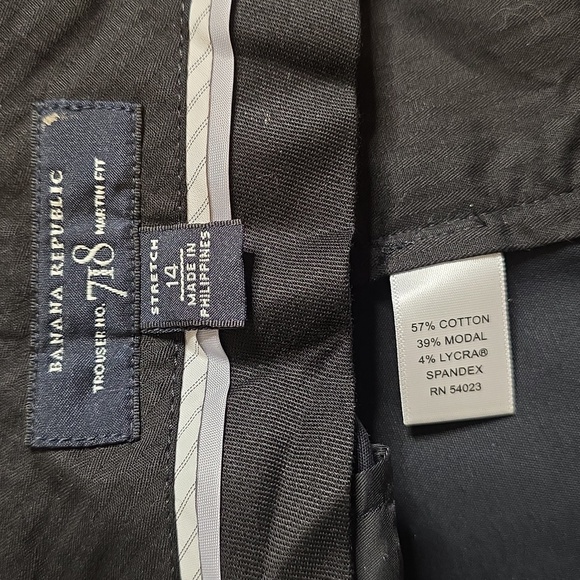 Banana Republic 718 Trouser Cuff Stretch Straight Sheen Black pants Size 14 - Picture 2 of 11